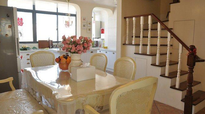 餐桌放什么花风水好